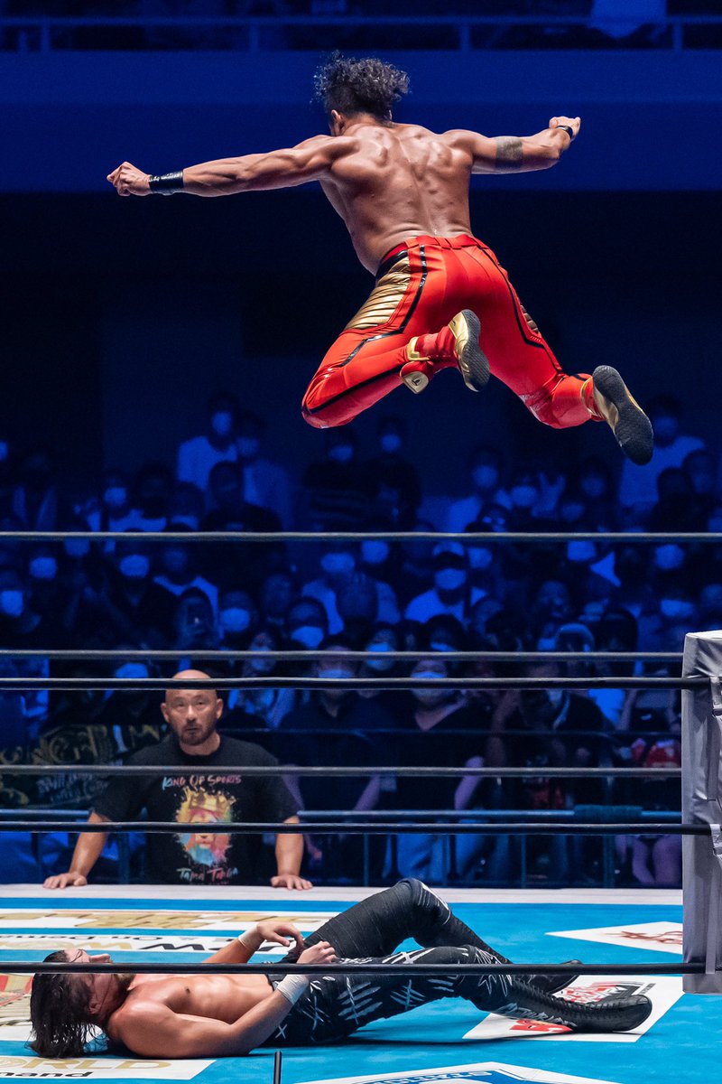 naozen_pwp's tweet photo. #SupremeFlow
#TamaTonga
#G1CLIMAX32 https://t.co/XeuwMsIGPg