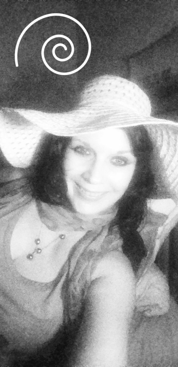 Bono66020372's tweet photo. #LorraineWardModelNorwich #VintageModel #ModelsonInstagram https://t.co/IxtPd3dbAa