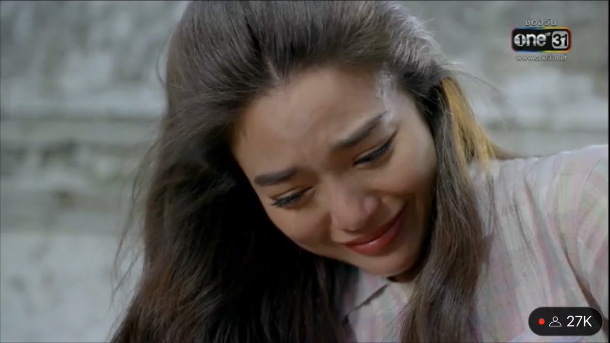 Milky_addict's tweet photo. เป็นเกียรติที่ได้ตายในอ้อมกอดของสาริกา

โอย ครุฑ  ความรักจองเอ็งมันช่างยิ่งใหญ่ และกรูผู้เสียน้ำตาอีกครั้ง 😭😭😭 #ฟ้าเพียงดินตอนจบ https://t.co/uigoZwSQGT