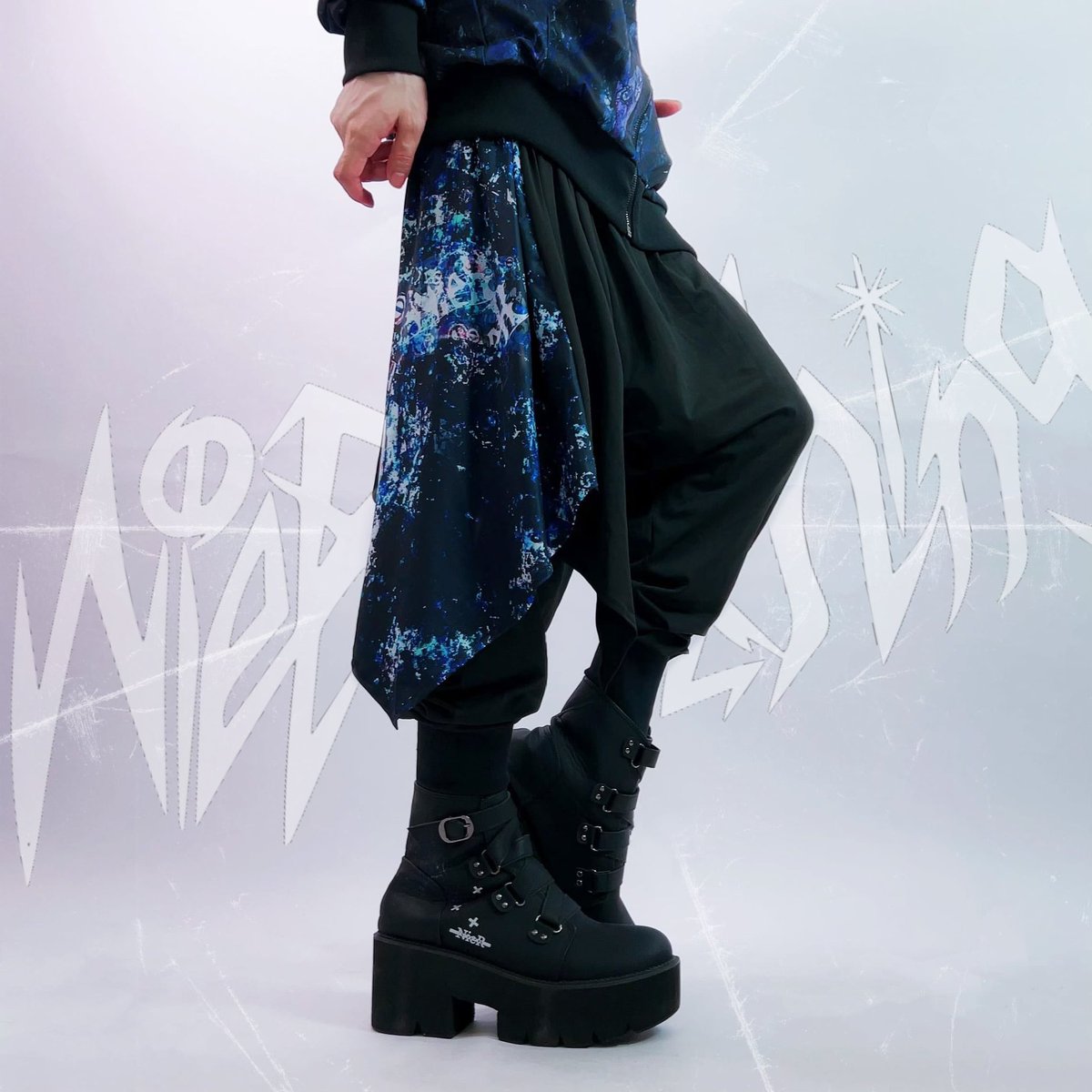 NieR_tokyo's tweet photo. 🎁Instagram Liveカウントダウンプレゼント企画🎁

変則フラップ付きSARROUEL PANTS【CATHARSIS】

🎁計6名様にプレゼント🎁

◼応募方法
フォロー(@NieR_tokyo) &amp; RT【3名様】
Instagramのフォロー画面をリプライ【3名様】
◼締切〆  本日24時

※鍵垢の方も対象内です。
是非ご参加ください🙇‍♂️🙇‍♀️ https://t.co/WUPHx6LUCK