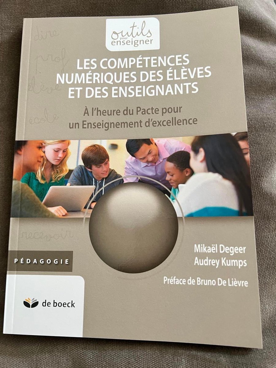 Première lectrice à être livrée et à nous en informer ! Merci <a href="/CelineColas/">Celine Dubois Colas</a> ! On attend ton feed-back ! 

N’hésitez pas à faire de même, ça nous fait chaud au cœur ! <a href="/audrey_kumps/">Kumps Audrey</a>