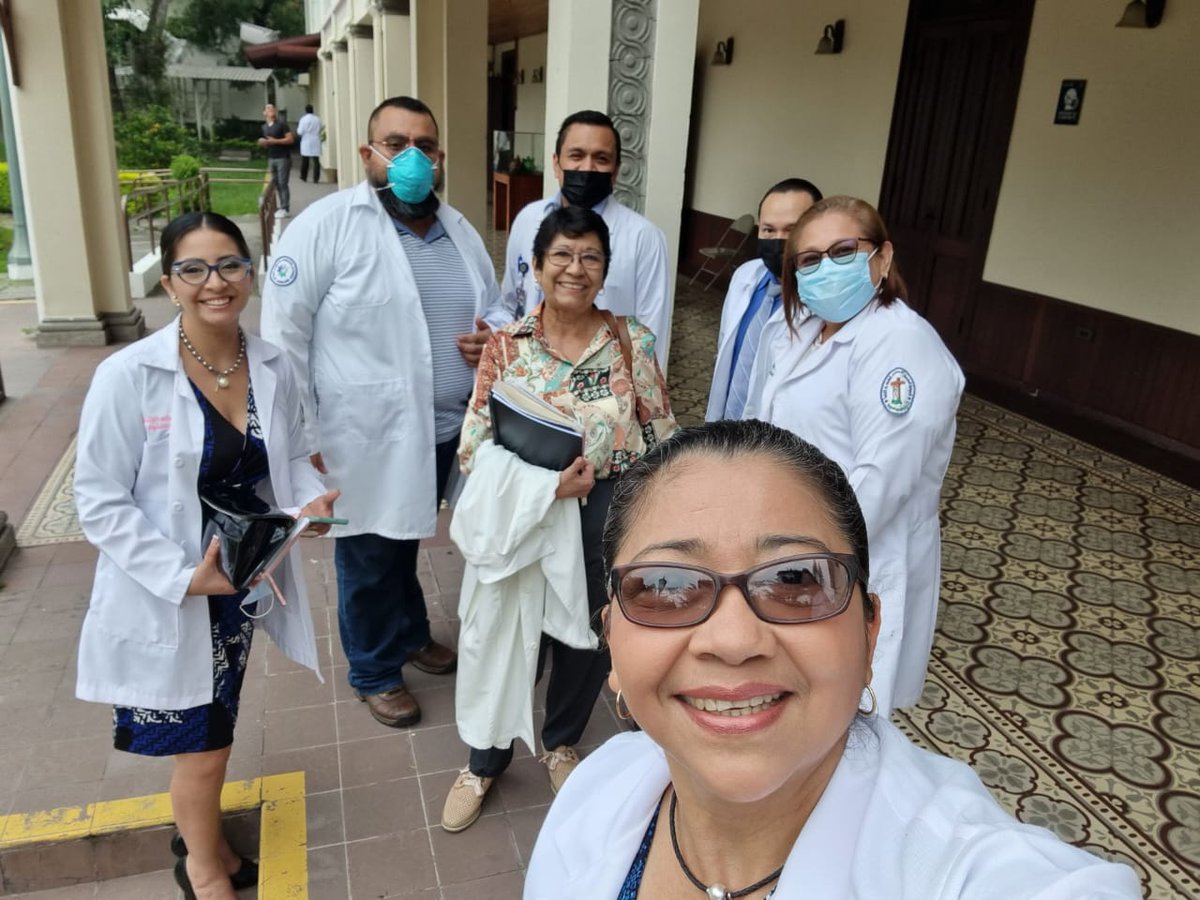 andryrosa03's tweet photo. Comisión lista para empezar la reunión 
Representantes listos ✅️ 
#anestesistasunidos 
#nosomosunpeligro 
#somosheroesanestesistas 
@ALAISAES https://t.co/Zsov27cvJD