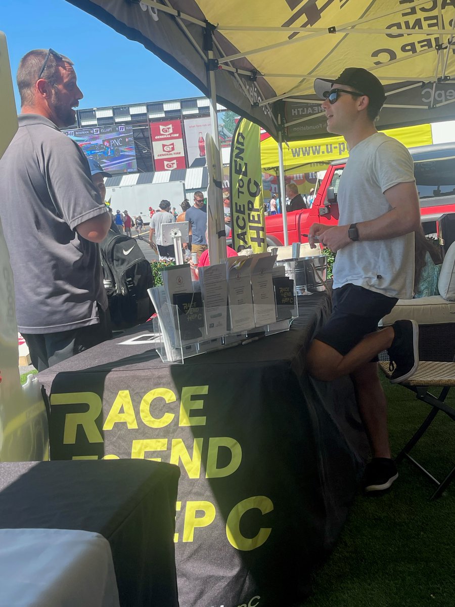 oraquickhcvtest's tweet photo. Did you come by to visit #RaceToEndHepC in Pocono a few weekends ago? Here are some snapshots of the team in action. Thanks @liverhealthfdn @willrodgers65 for taking the lead in spreading #awareness for #HepC testing and prevention. 22 tests were done, with no positives. 🏆💪 https://t.co/3yRU5yNlix