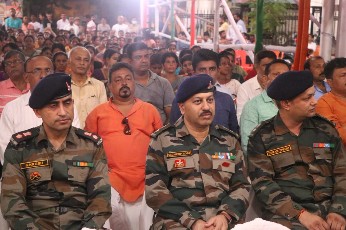 একাগ্রতা, শৃঙ্খলাবোধ এবং দৃঢ় সংকল্পের মাধ্যমেই যেকোন কাজে সফলতা অর্জন করা যায়। আর এসকল গুণ দেশের বীর সেনানীদের মধ্যে প্রত্যক্ষ করা যায়। দেশের এই বীর সেনাদের নিষ্ঠা, আদর্শ ও কাজের প্রতি অবিচল মানসিকতাকে অনুসরণ করতে হবে যুবসমাজকে।