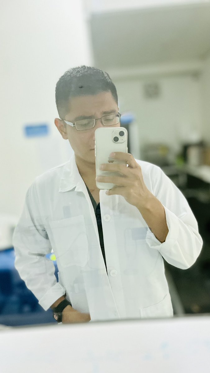 danigpt92's tweet photo. Mientras llega el #reactivo 🧪🔬ya es #Miercoles ya hace SED!!! 🍻🍻 https://t.co/Aa162i8cOG