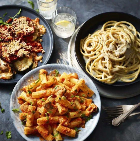 CablesShopping's tweet photo. The new @marksandspencer Italian meals for one are going down a treat! 🍝 

Pop into your local M&amp;S to grab one for yourself! 

#mandsfood #marksandspencer #easymeals #dinnerfortonight #midweekmeal https://t.co/yOLmInGYWH