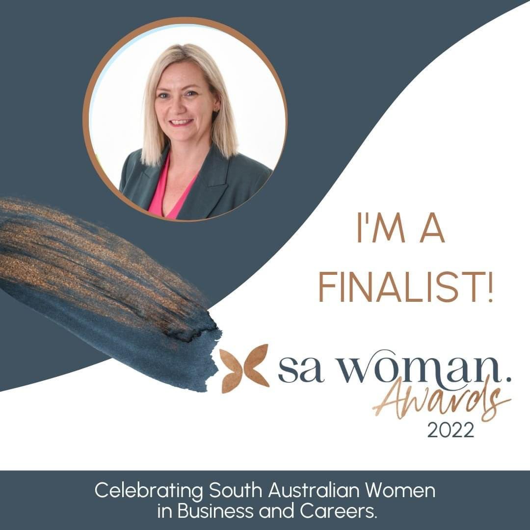 WOW!!! I have no words to express just how humbled I am to be selected as a FINALIST in the <a href="/sawomanaus/">SA Woman</a> Australia! Congrats to all the finalists! 
I would be incredibly grateful if you could vote for me in the people choice award too: pollunit.com/polls/shinepeo…