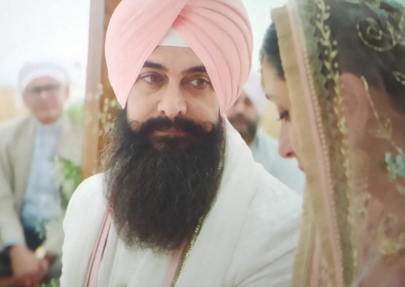 Arvi369's tweet photo. Today i watched the movie Lal Singh Chaddha and it is such a heart warming movie that elicit emotions of love, peace and happiness why  boycotting Amir Khan by calling him anti-Indian is such a pathetic Boycott lobby should look into their selves what they are doing👎🏻👎🏻 https://t.co/j4X98sp1Pj