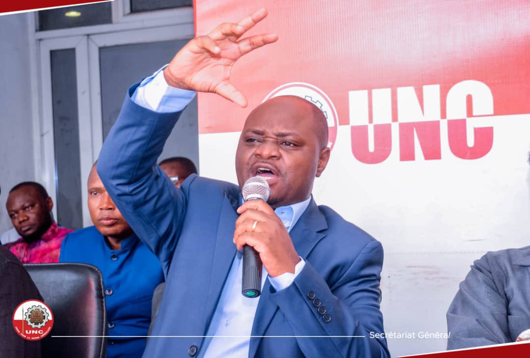 Bibishe6's tweet photo. Opération lakisa Secrétaire Général na bino. Nous avons plus de 1000 parti politiques en RDC. Mettez la photo de votre SG et son nom. Celui de @uncrdc s’appelle @BillyKambale1  Billy Kambale Eraston. https://t.co/9fici6eCmK
