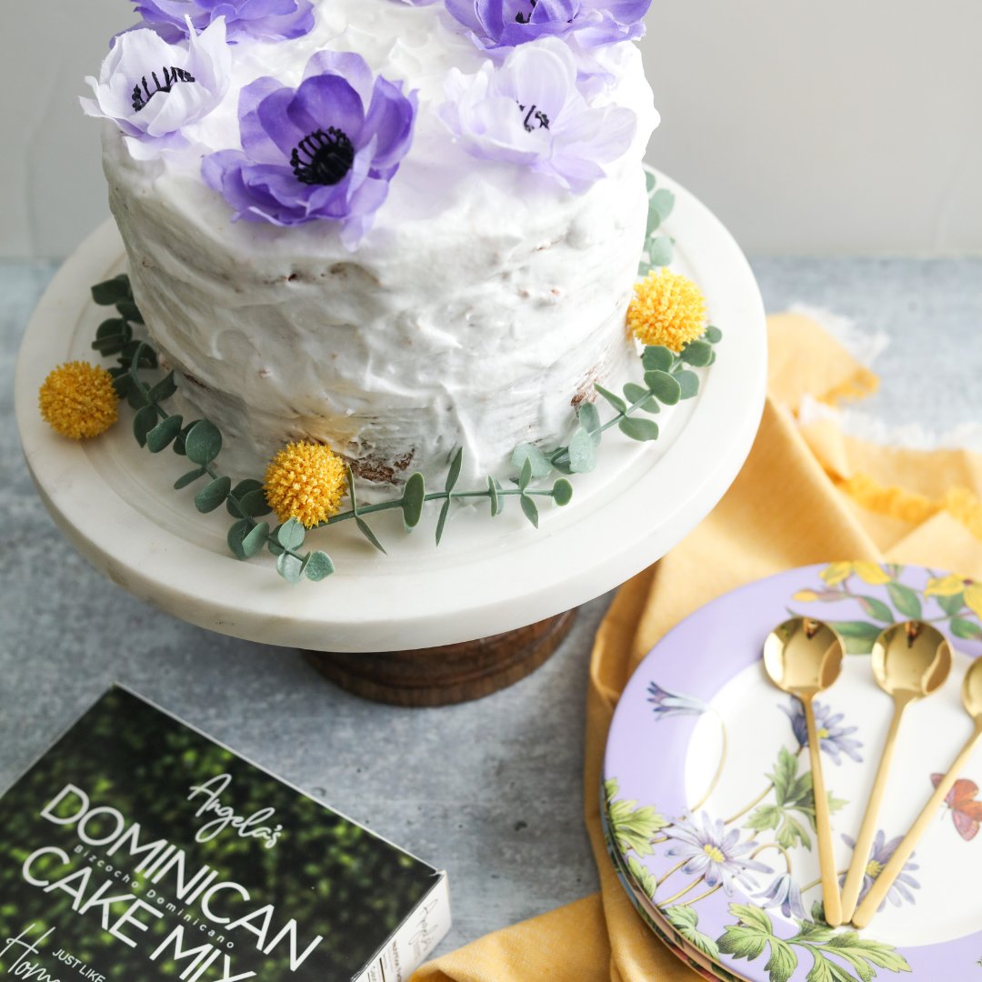orcacomm's tweet photo. Orca client Rose Rosario of Angela's Bakery continues to show who IS BOSS--the Dominican Cake Boss that is, in a stand-alone article in People en Español Magazine online! #dominicancake #cakeboss #deliciouscake
https://t.co/7YqO1ZLfMz https://t.co/GoXWAgR5bB