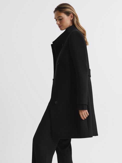 FaveThingCom's tweet image. A gorgeous women's Italian wool-blend coat, perfect for the coming fall season! Check out the Wool-blend Mid Length Coat on FaveThing: #FaveThing #WoolBlendCoat #MidLengthCoat #WomensCoat #FallFashion #WomensFashion #Coat #Reiss