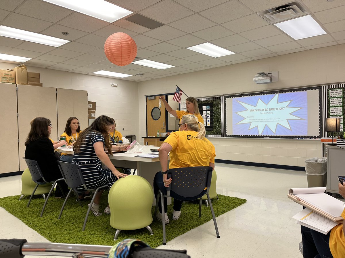 jena_vernon9's tweet photo. Teachers being the lead learners of the campus! Being led by the one and onlys, Mrs. Tidwell and Mrs. Poland  #Missionmovingforward #BeGolden @TidwellBrittani @PolandDenise @jillmariewil @cllowery @DrJosh_Garcia https://t.co/3InHR13p6j