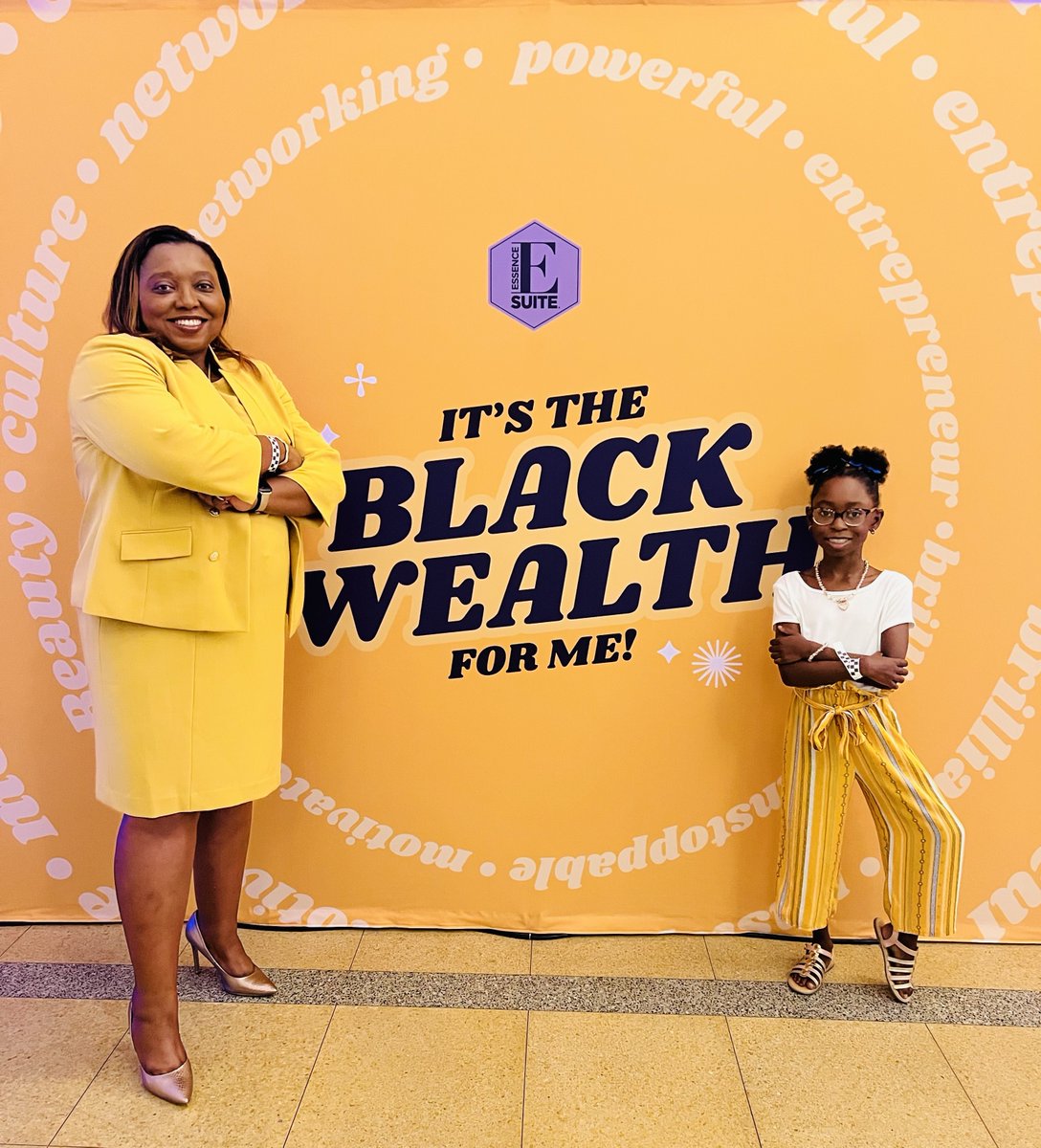 SelenaR_D's tweet photo. My biggest why is to lead my daughter, and others like her, who want to make an impact. As a wife, mom, and minority business owner, I teach her that her dreams can be achieved & her impact can be lasting.
#StrongBlackWomen #Entrepreneurship #SARCOR #ChristianEntrepreneur https://t.co/ZYuyWjIdId