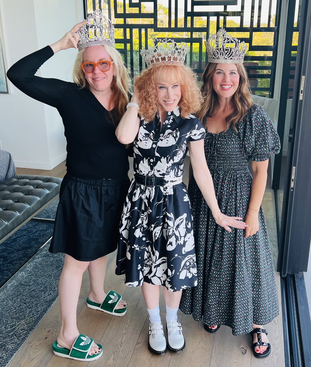 Kathy Griffin tweet media