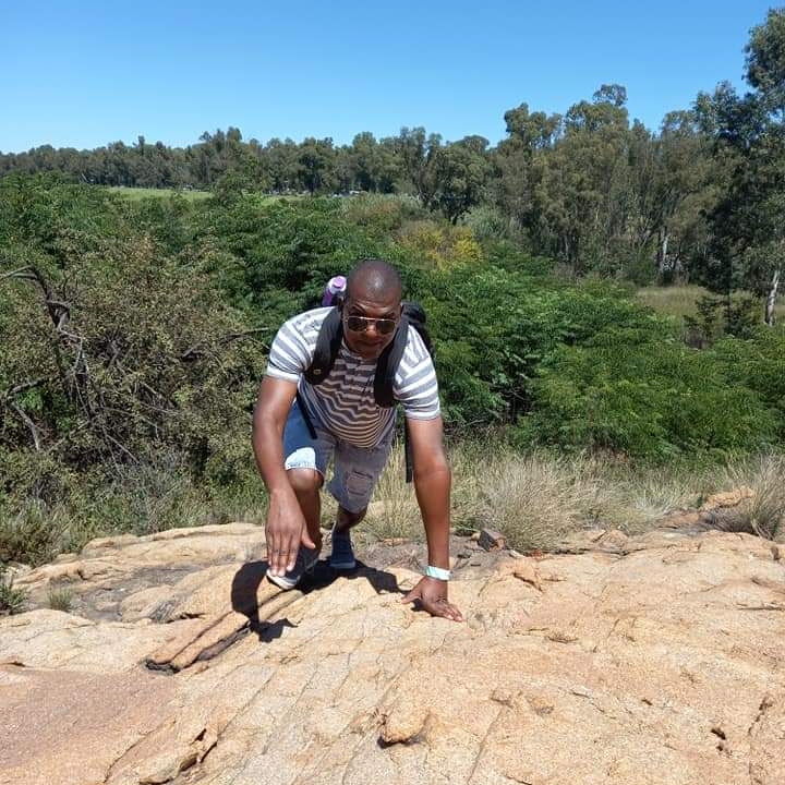 reason_rikhotso's tweet photo. #NewProfilePic https://t.co/OfCk42NoXc
