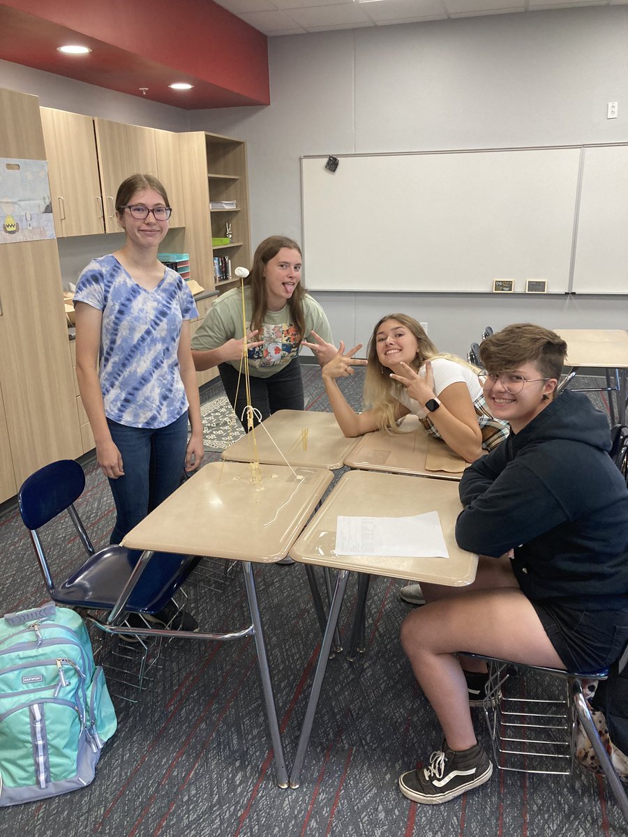 ms_venzon's tweet photo. Great first day! Started off the year right with my favorite activity, the marshmallow challenge! Looking forward to getting to know all my new student 🤘 https://t.co/C6X6K3LUDu