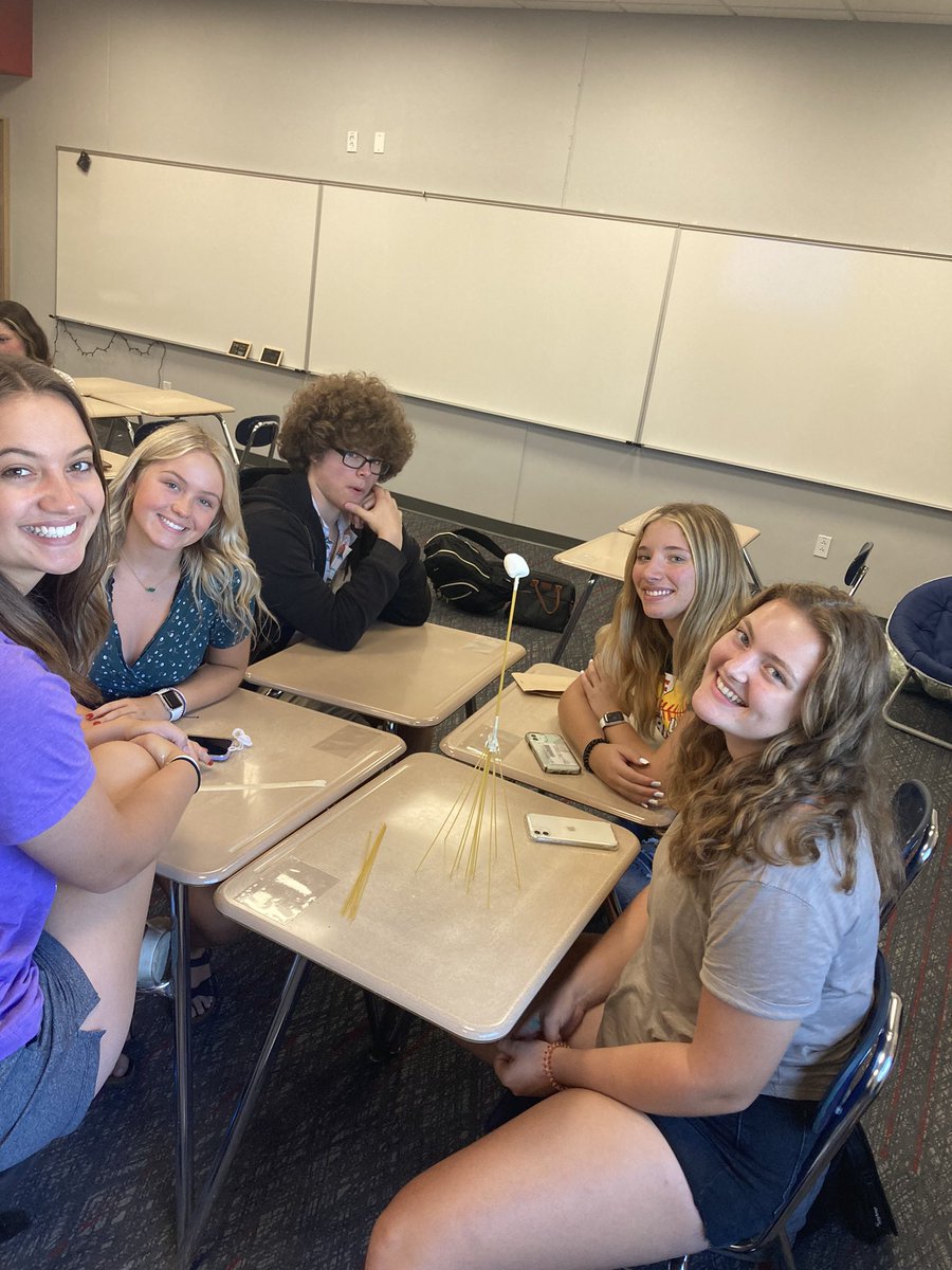 ms_venzon's tweet photo. Great first day! Started off the year right with my favorite activity, the marshmallow challenge! Looking forward to getting to know all my new student 🤘 https://t.co/C6X6K3LUDu