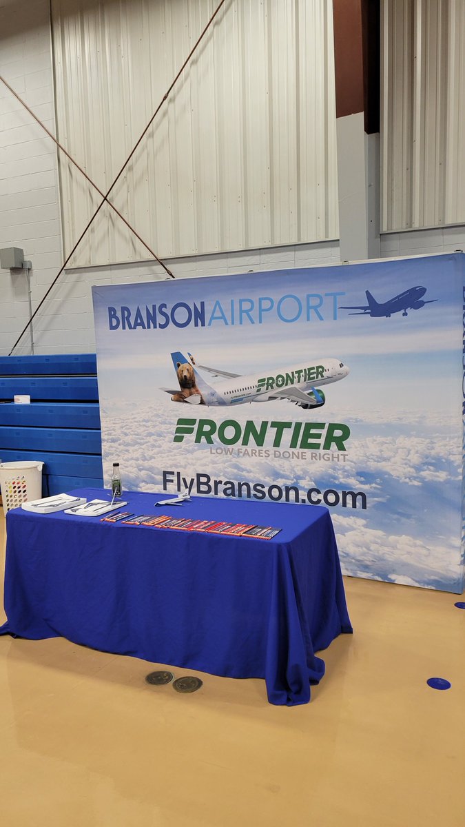 FlyBranson's tweet photo. We're "Tiger Proud" to be a part of @Hollister_RV  8th Annual Night of the Tiger back to school event!  We had fun visiting with the students and parents, plus seeing all the teachers, administrators and area businesses so dedicated to this community event! Go Tigers! https://t.co/TwgtLKiKSB
