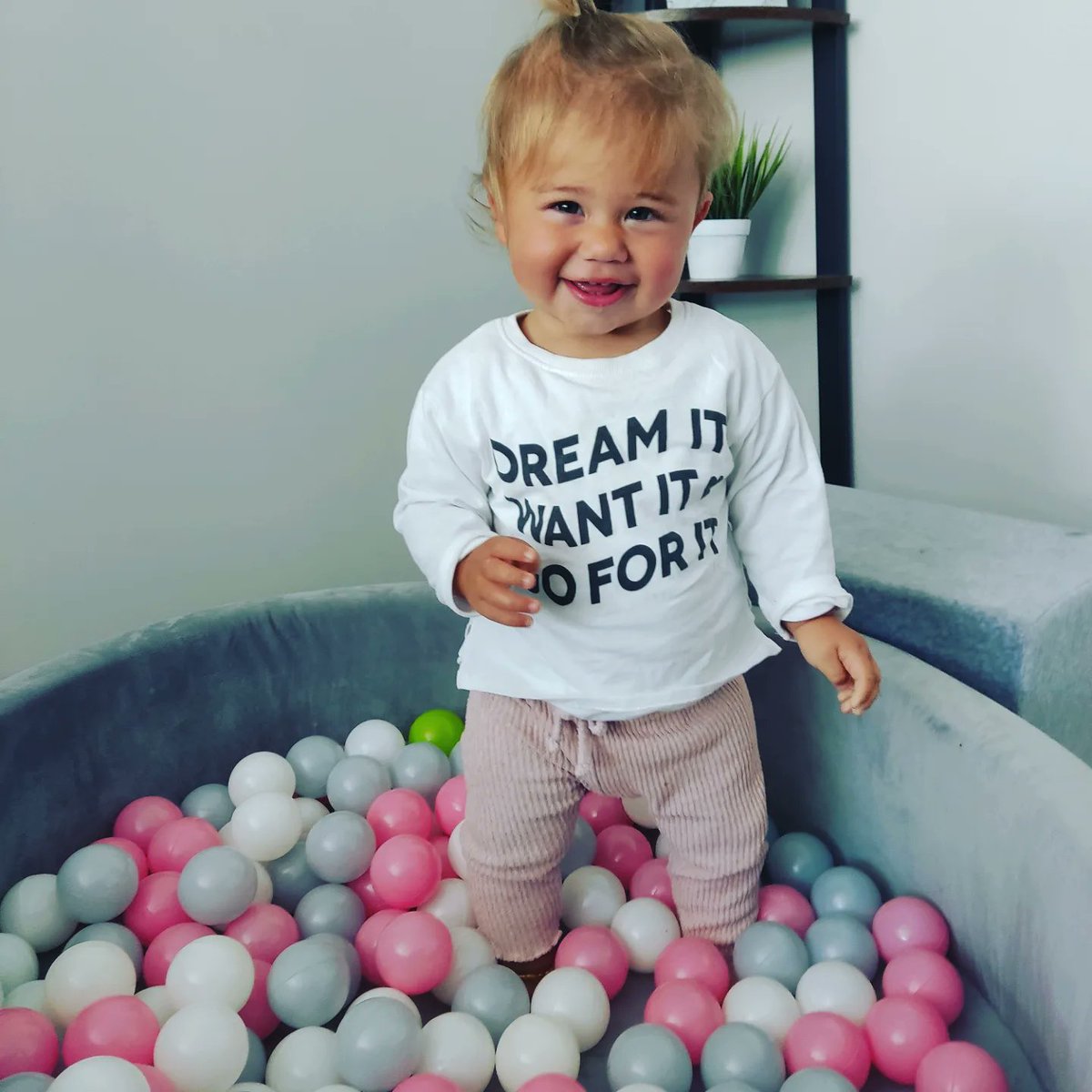 Rube_97's tweet photo. I know I am biased but what the hell, how did I actually create a human this cute 😍 https://t.co/5PtpIPjXuL