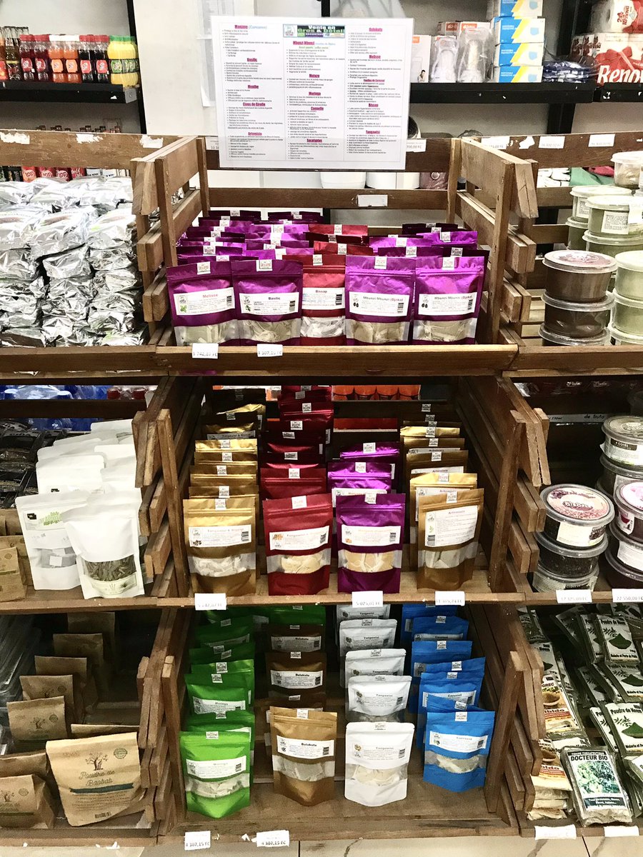 nalingicongo's tweet photo. Nouveaux produits au magasin Mabele Coop : #EpicesRDCongo, mosaka et pondu séchés etc. #MadeInRDCongo👏🏽👌🏾 https://t.co/LBQXqFnUoN