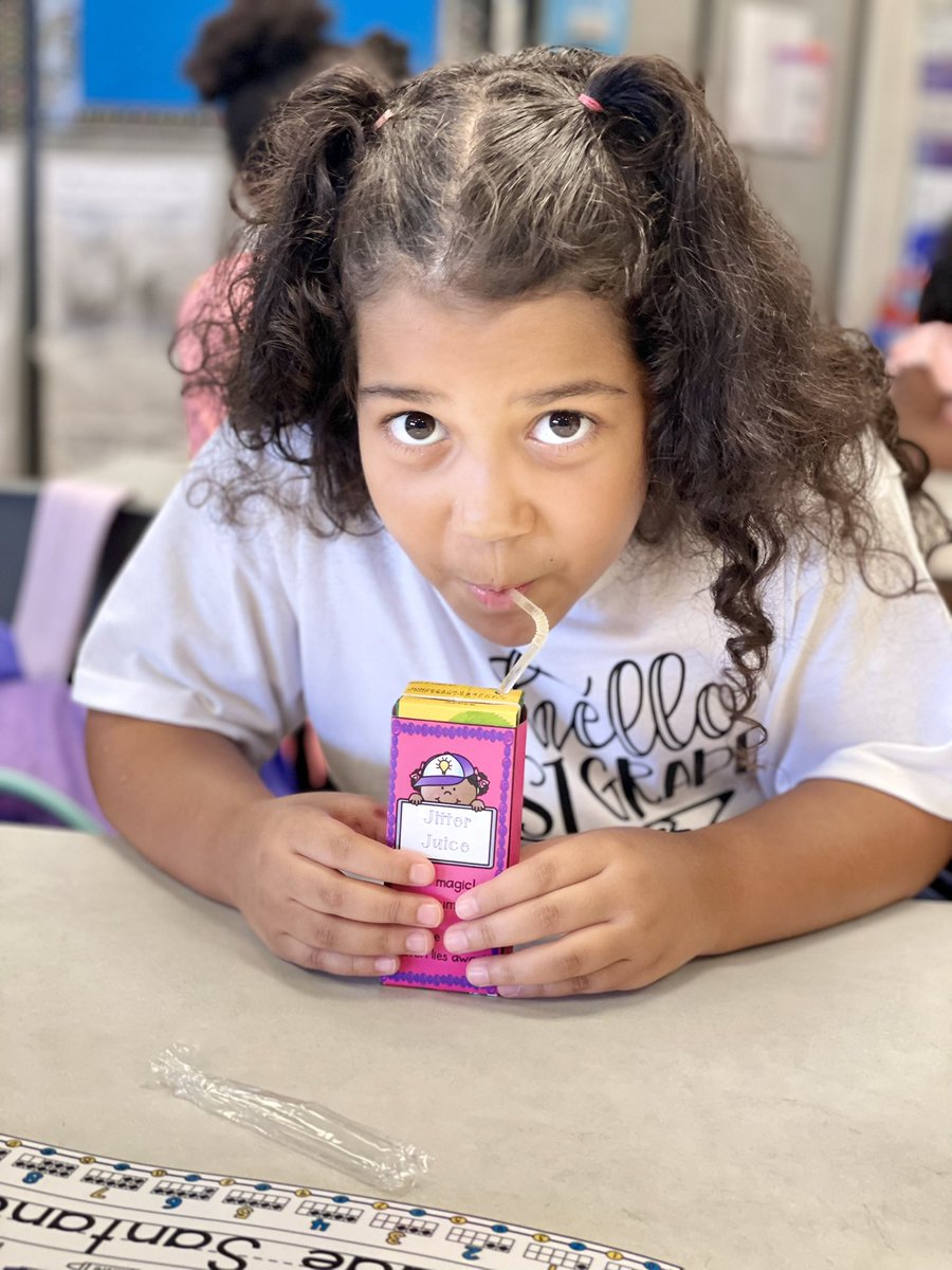 SH1stGrade's tweet photo. No first day jitters in 1st grade thanks to our jitter juice! #itsworthit #theslate @wcsdistrict https://t.co/OPNKHNxDn9
