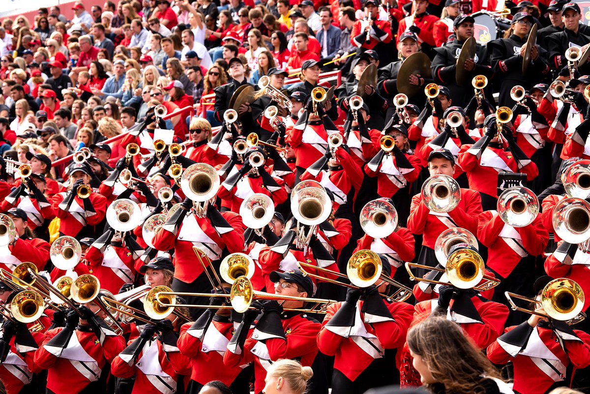 Can you hear that? It’s the fight song, “Go you Redbirds,” welcoming you h❤️me! Happy first day of fall semester ✨