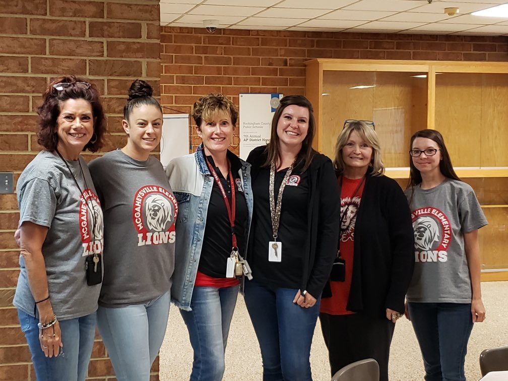 LIONSMES's tweet photo. The MES Assistant team has been engaged in learning together today. We are so lucky to have this crew in the #mesfamily! https://t.co/8w6ZEWiy1l