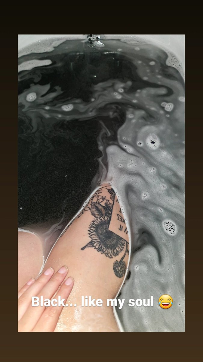 Hannahrette99's tweet photo. Only thing to make this bath more relaxing would be to drain the fuck out of one of you cucks.

paypig findom whalesub beta cuck alpha alphacouple walletdrain walletslave humanATM finD https://t.co/69ohoRpXzC