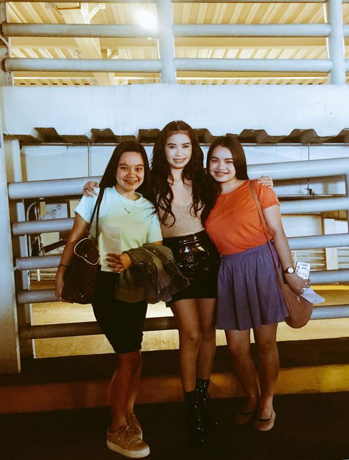 mLaMqUiN1610's tweet photo. Happy 4years myloves @barbie_jho @ritchellkho, miss na miss ko na kayo with our OG ate @annecurtissmith. This was our first meet up, celebrate us again soon. Please! 🙏🥰💯 Sending my hugs and kisses from DXB to Pinas to Australia with LOVE. 😘💫✨ #ANNEkulit #mysquad #fANNEgirls https://t.co/YD6AdTa359