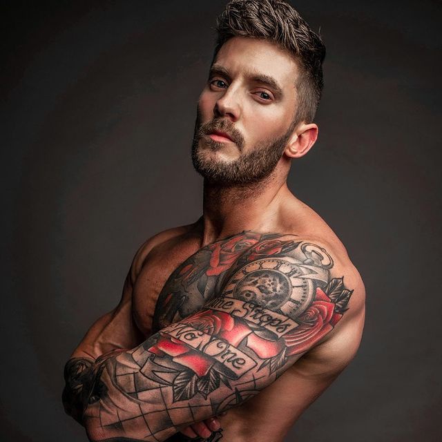 deanhems35's tweet photo. #NewProfilePic https://t.co/Ijca131cNm