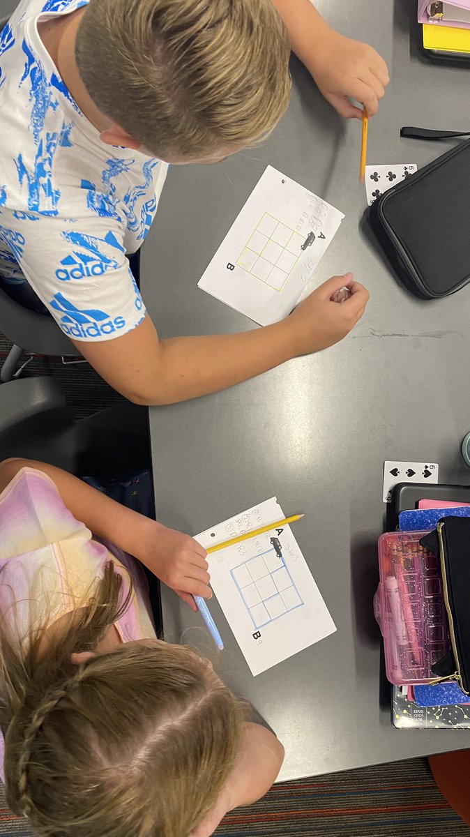MisterNeidert's tweet photo. How many paths to get the taxi from point A to point B?… 6th grade mathematicians working together!… thanks @youcubed @joboaler and Tessa! #greatatlake #MTBoS https://t.co/gDRJgx1Ax6