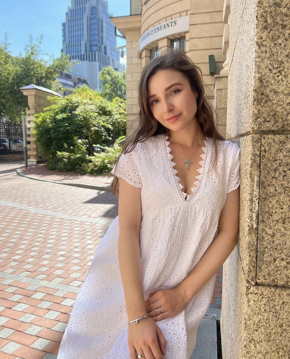 foreign2222's tweet image. 😇