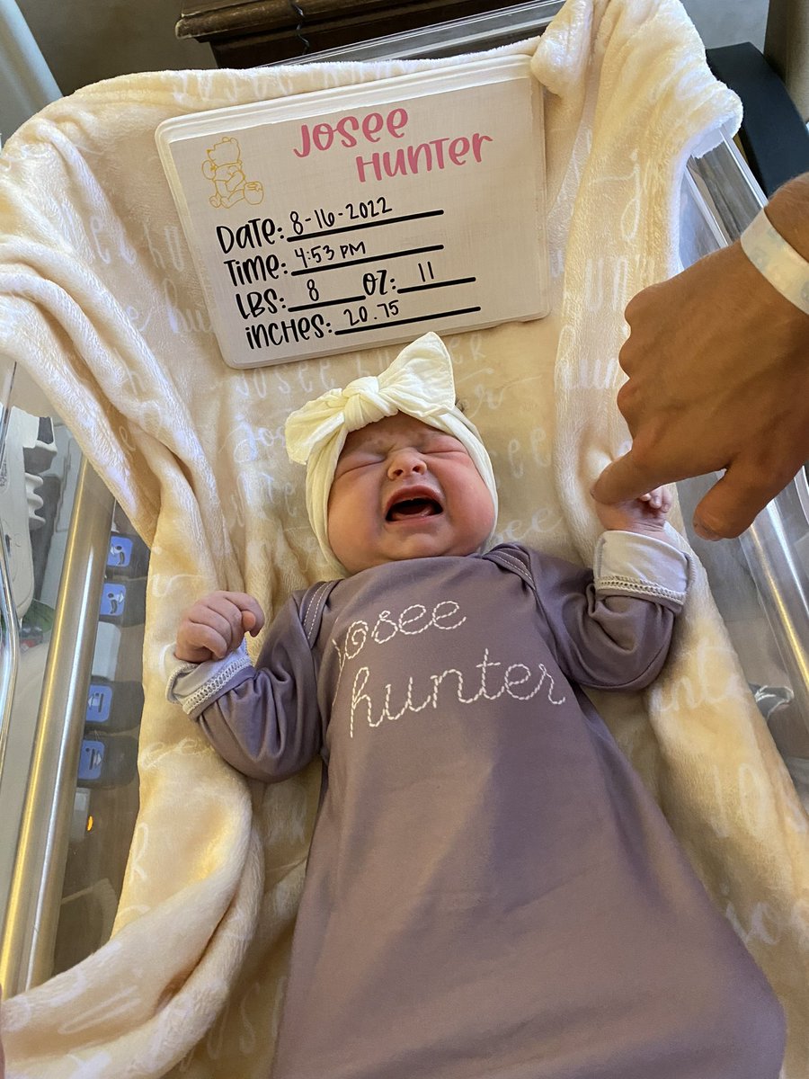 Hunter Bolin tweet media