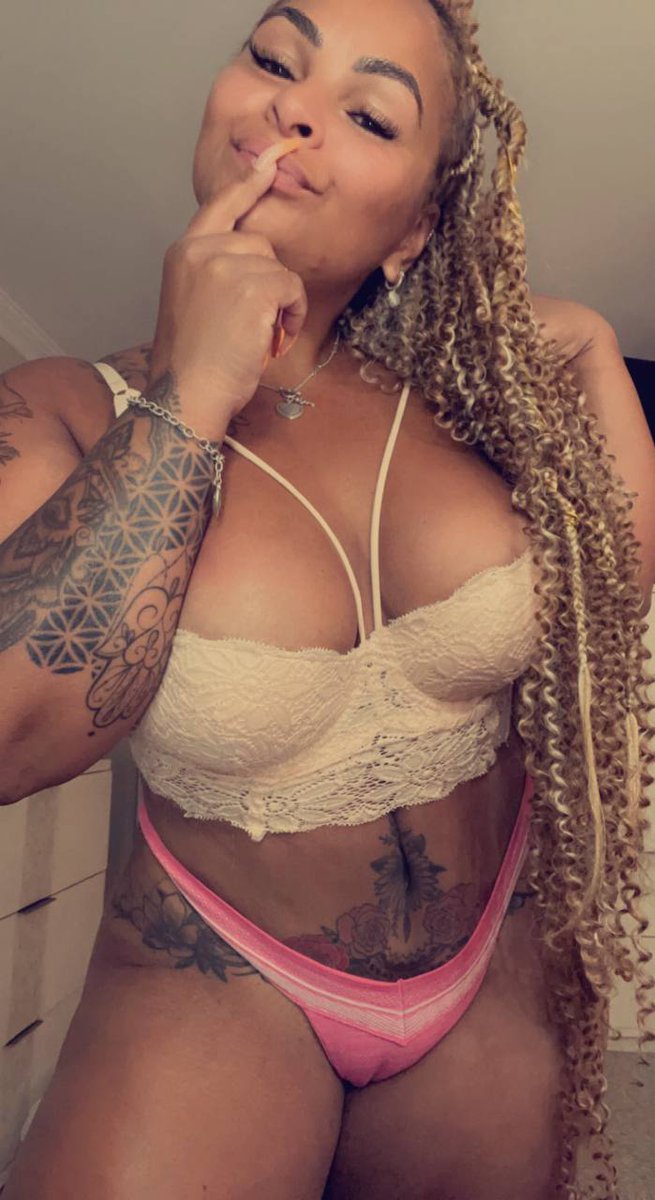 MsPrettyPuss4's tweet photo. Hi babe https://t.co/Ti0RjJ0oai