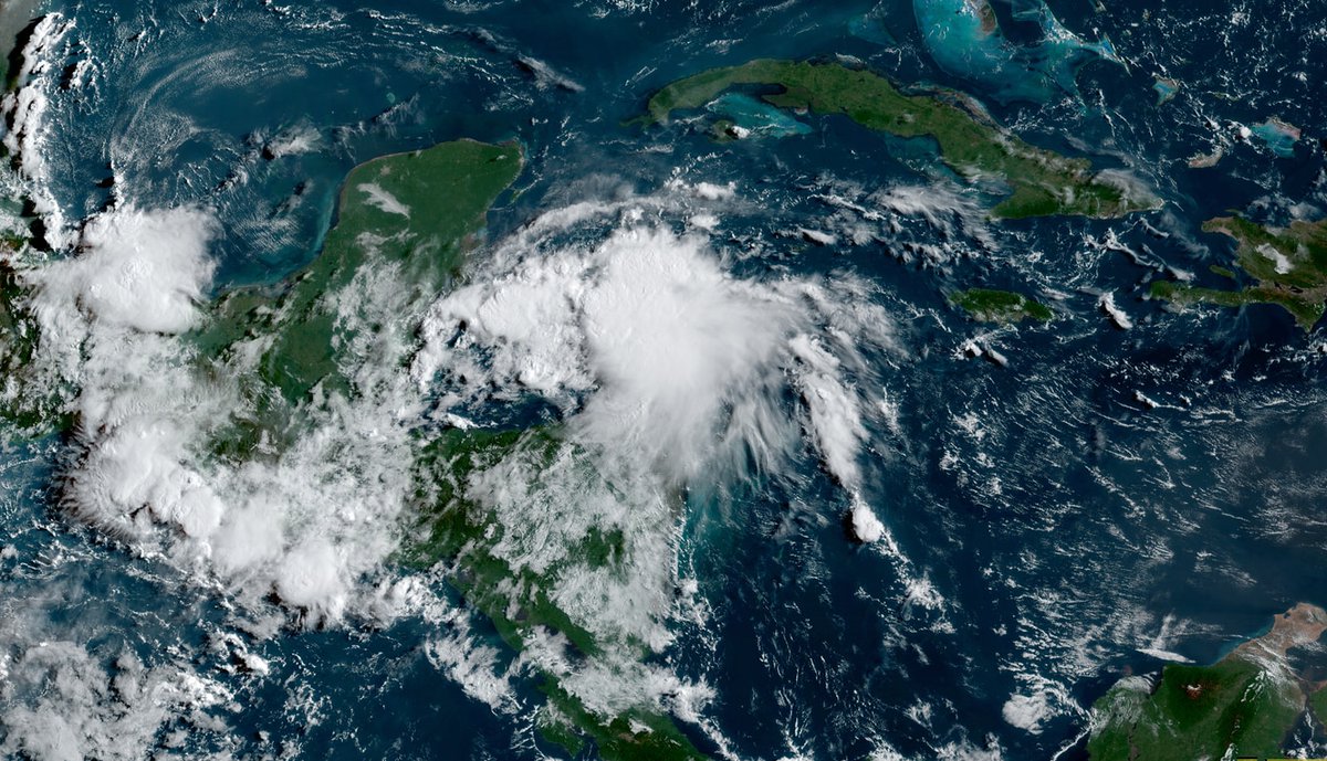 catrisky's tweet photo. Atlantic hurricane season activity could increase into September - The Washington Post https://t.co/MPmJIlyug8 https://t.co/S9z6zZUpcT