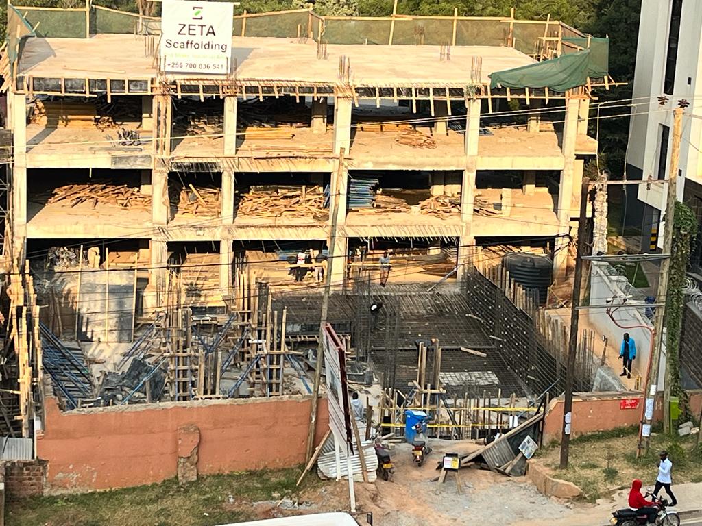 PheonaWall's tweet photo. #Buildourhouse #everybrickcounts @ug_lawsociety Thank you, Mwebale, Yalama Noi, Afoyo, mercies b, gracias! https://t.co/g9xgS5Ojvh