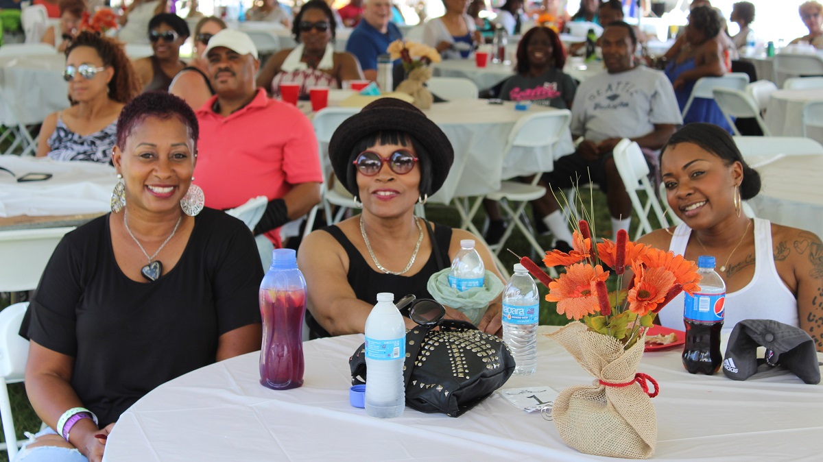 SFBARTable's tweet image. Enjoy fabulous live music, food and drinks at the Pittsburg Jazz, Blues and Funk Festival this weekend! The event is at the Pittsburg Civic Center, just a short walk from our Pittsburg Center station. Buy your tickets now at pittsburgtickets.com.