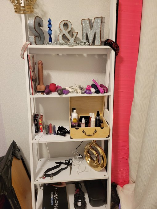I think the room is finally ready https://t.co/hOIH85FVNM