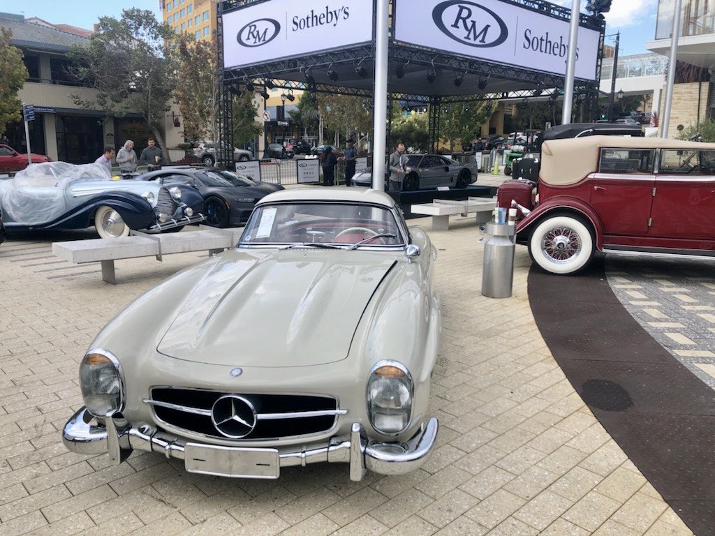 tiarasoptional's tweet photo. Montetey Car Week never disappoints! ⁦@rmsothebys⁩ ⁦⁦@PortolaHotel⁩ #MercedesBenz #classiccars #rarecars #investments #RMSotherbys #goodmorningMonterey https://t.co/ki8c7H6rSf