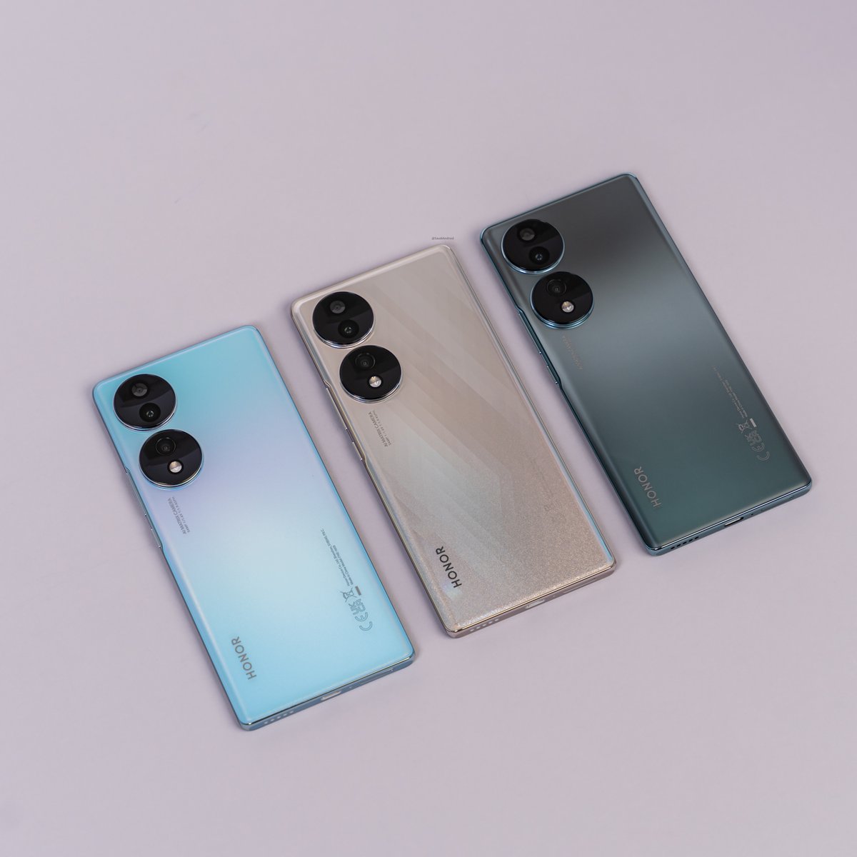 SaudiAndroid's tweet photo. إنتهت تغطية حدث شركة هونر والآن مع أسئلة النقاش:

- رأيك في هاتف HONOR 70؟
- أكثر شي لفت نظرك في الهاتف؟
- شي ماعجبك؟
- ناوي تشتريه؟

 #HONOR70 https://t.co/Xxw5TTwFK9
