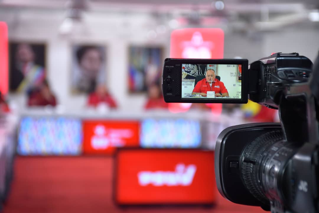 PartidoPSUV's tweet photo. Diosdado Cabello: No existe un lugar de Venezuela que no esté presente el PSUV
https://t.co/Sf1JeJ3t4p
#MaduroPuebloTrabajador https://t.co/GY1hDypWqz