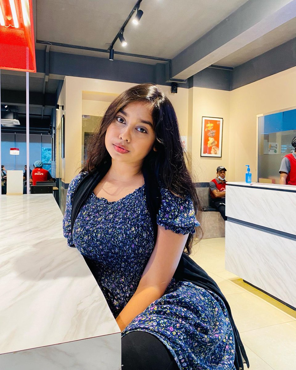 yeasmisorna's tweet photo. might delete later 🥱 https://t.co/zJq0UyZixG