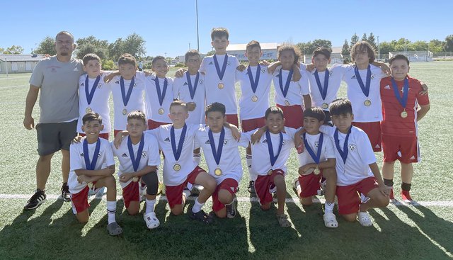 catrisky's tweet photo. Earthquakes Red win title in Elk Grove - Ceres Courier https://t.co/WlP5EVSBRb https://t.co/0RQYAQOl2v