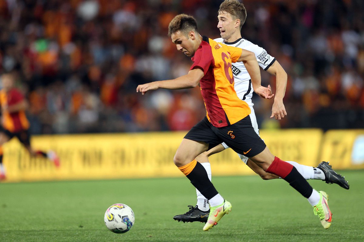 erennaydin9's tweet photo. Bünyesinde bulunduğum Galatasaray’dan 1 sezonluk olarak Sarıyerspor’a transfer oldum.Nerde olursam olayım geleceğim için en iyi mücadeleyi sonuna kadar vereceğim.Hakkımda hayırlısı olsun.
🙏💛❤️ https://t.co/itZFHb8V4P