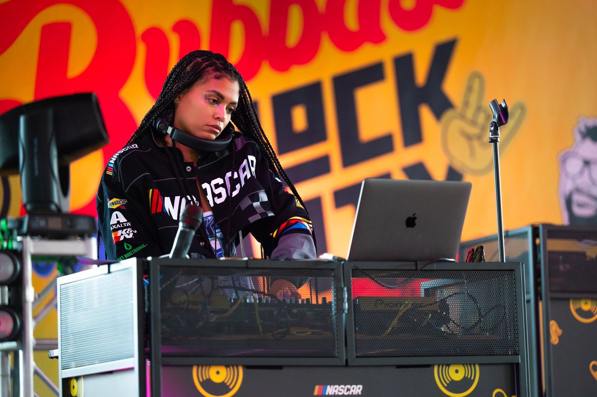 Palette Group tweet media