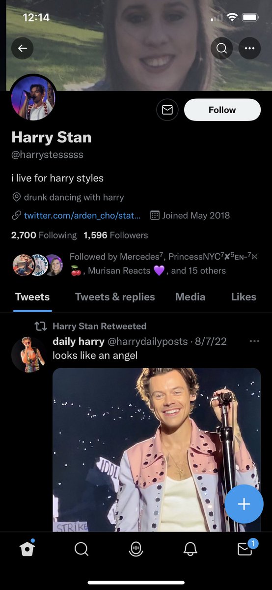 devin_kelsey19's tweet photo. ‼️TWITTER: DO NOT TRUST THIS ACCOUNT. THEY ARE SCAMMERS. They got a hold of my friend Mehak's acct in Feb. and have been scamming people out if concert tickets over multiple fandoms &amp; @TwitterSupport has done jack shit to stop this from happening‼️(🧵)

https://t.co/Y5BDYAnECi https://t.co/0Os7JuGSZQ