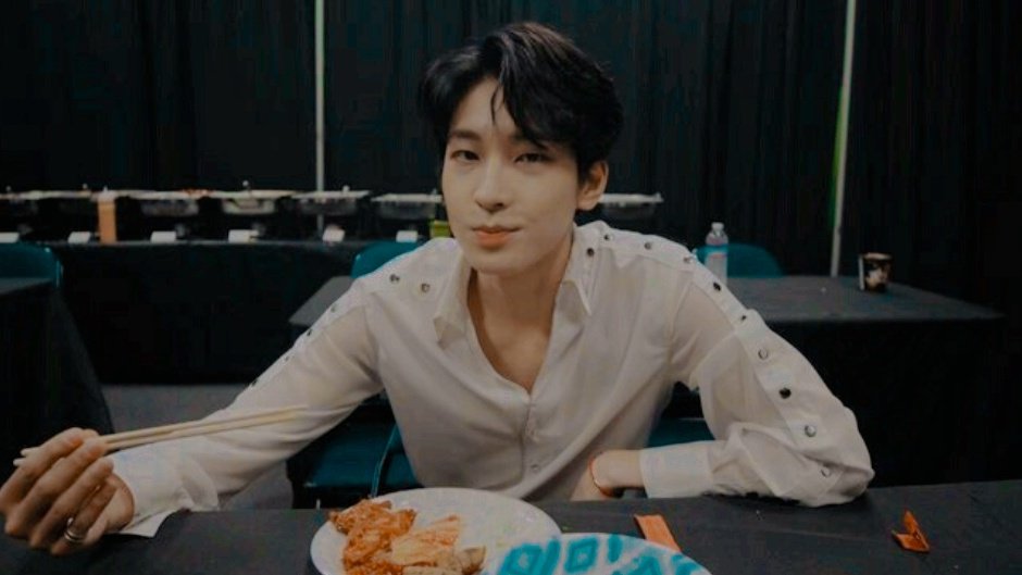 theezeisal's tweet image. ; From Chef to Husband

Minwon short au
© Theezeisal, 2022