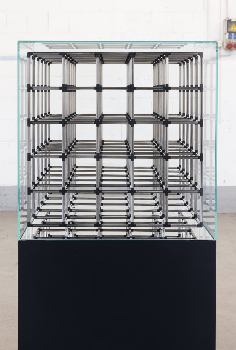 ObaidiStudio's tweet photo. Cubes, 2016.

#MuseumofIslamicArtDoha #cubes #art #ContemporaryArt https://t.co/ycUrMabk8p