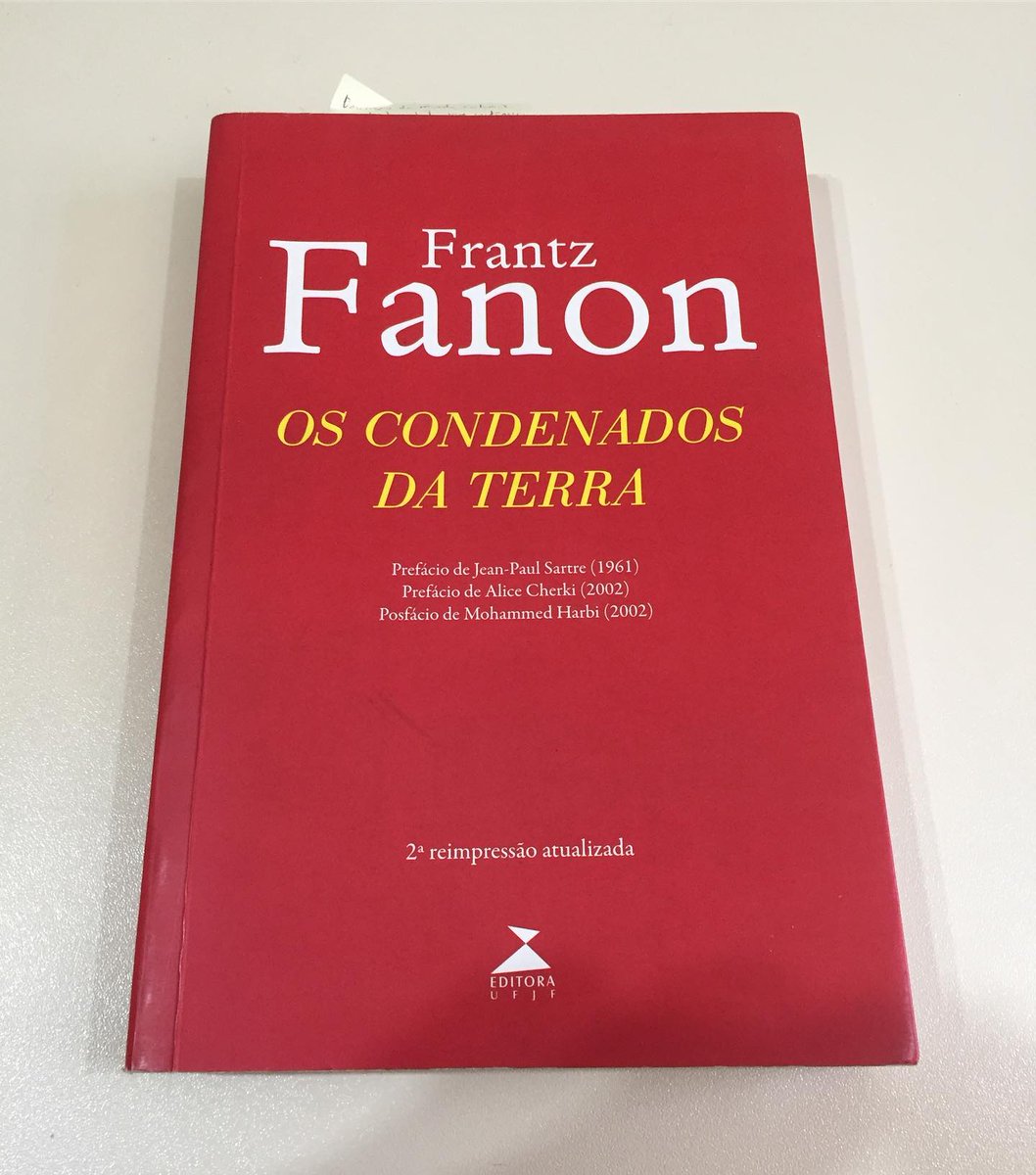 marcosvlqueiroz's tweet photo. Notícia boa na área! Finalmente vai rolar o relançamento de uma das obras mais fundamentais do século XX, o clássico Os Condenados da Terra, de Fanon. Tive o privilégio e a felicidade de escrever a apresentação ao lado dos brilhantes e amigos wanderson flor e Thula Pires.❤️💪🏾 https://t.co/JEG1F5UhD4