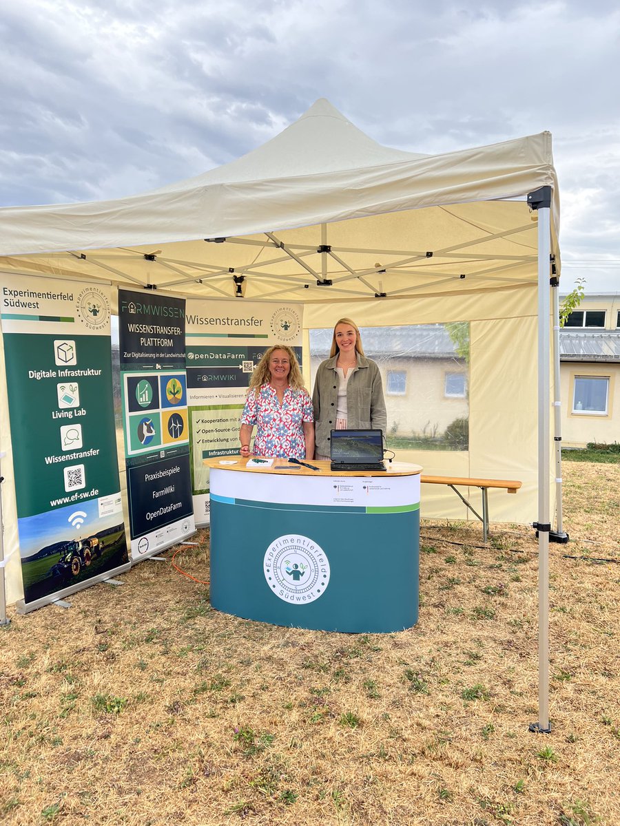 EFSuedwest's tweet photo. Heute waren wir zu Besuch auf der #regionalkonferenz von #digivine. Eine interessante Veranstaltung zur #Digitalisierung im #Weinbau! 🍇 https://t.co/pOsvTVnviM